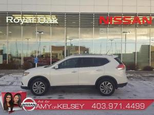  Nissan Rogue SL ** FULLY LOADED, LEATHER, HEATED SEATS