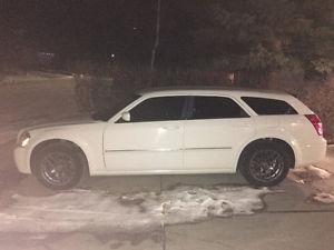  Dodge Magnum Wagon - Immaculate Condition - Low