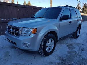  Ford Escape Xlt *4wd *Tow Package *NO credit check