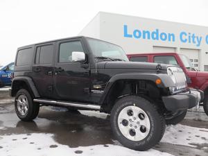  Jeep Wrangler SAHARA! HEATED SEATS! NAV! AUTOMATIC!