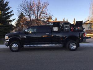  Dodge Power Ram  Laramie Pickup Truck