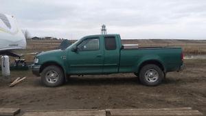  Ford F-150 Xlt Pickup Truck for trade