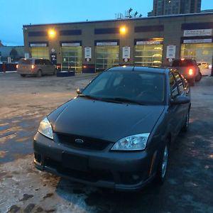 Heated seats, Bluetooth, winter tires  Ford Focus ST