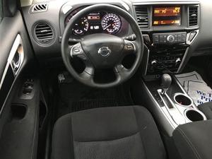  Nissan Pathfinder