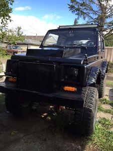 Suzuki Samurai Jimny SJ410 Jeep