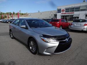  Toyota Camry Hybride SE