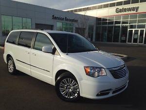  Chrysler Town &Country-L Touring Passenger Van