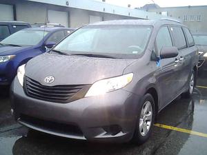  Toyota Sienna