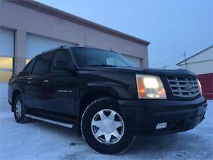  Cadillac Escalade EXT = ALL WHEEL DRIVE = ONE OWNER