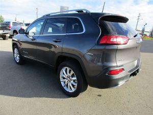  Jeep Cherokee Limited 4x4 v6 navigation / sunroof /