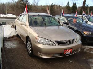 Toyota Camry LE Toyota Serviced Up to 