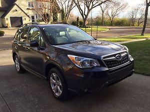  Subaru Forester i Touring SUV, Crossover // Clear