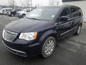 Chrysler Town & Country Touring Stow N GO Power Doors