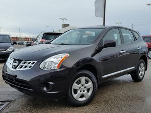  Nissan Rogue S FWD w/rear spoiler,keyless entry,cruise