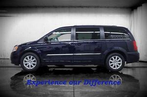  Chrysler Town & Country Touring