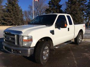  Ford F-250, XLT-Pkg, AUTO, 4X4, LOADED, $
