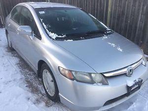 **Honda Civic Hybrid ***