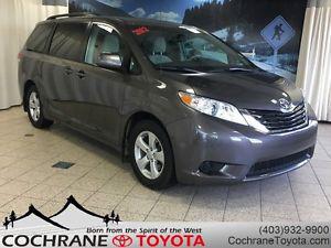  Toyota Sienna ONLY $ Bi-Weekly OAC!!!!!