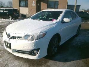  Toyota Camry SE V6 WITH LEATHER & MOONROOF