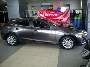  Mazda MAZDA3 Sport GS w/Moonroof Package