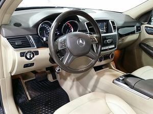  Mercedes-Benz ML-Class
