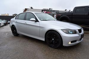  BMW 3 Series 323i | LEATHER INTERIOR | SUNROOF