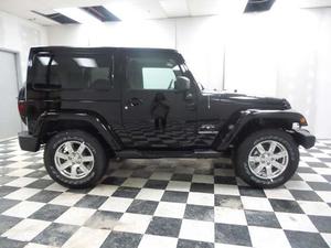  Jeep Wrangler SAHARA 4X4 - LOW KMS**HEATED SEATS**NAV