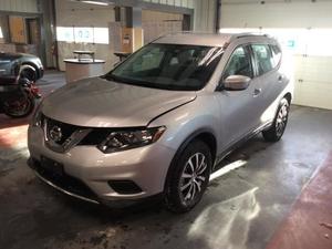  Nissan Rogue S *AWD/Back up Cam