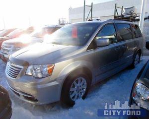  Chrysler Town & Country 4dr Wgn Touring