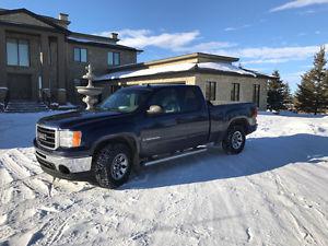  GMC Sierra  Sl Pickup Truck