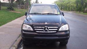 99 Mercedes-Benz M-Class Leather Seats - Sunroof SUV,