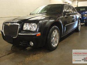  Chrysler 300 LIMITED/ALL WHEEL DRIVE/ LEATHER/SUNROOF