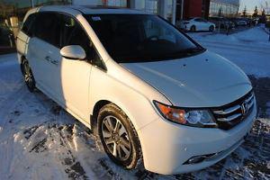  Honda Odyssey Touring *No Accidents, Extended Warranty*