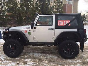  Jeep Wrangler Sport pkg 6sp LOW 87k $