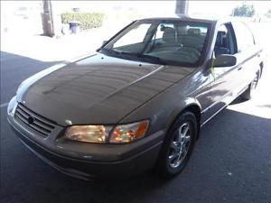  Toyota CAMRY XLE 4dr 3.0LV6 AUTO $ Tax Paid!