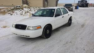  Ford Crown Victoria Police Interceptor New Tire.LOW KM