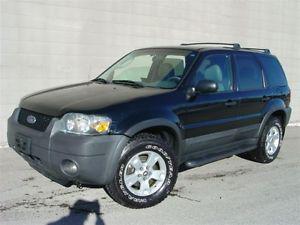  Ford Escape XLT 4X4. Loaded! Leather! Only  Km!