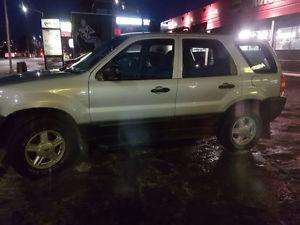 **GREAT RUNNING 03 ESCAPE 4x4 SUV LOADED - NO LEAKS OR