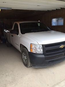  Silverado  long box trade or sale