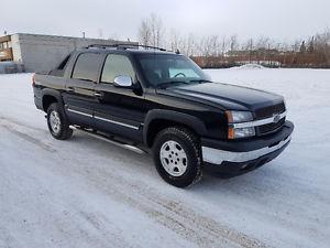  Chevrolet Avalanche, 4x4, auto, only  km.