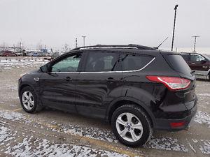  Ford Escape SE. ECO-BOOST. AWD. LOADED. LOW PRICE $$$$