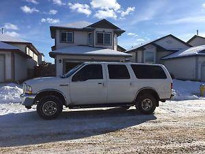Ford Excursion XLT Large Suv 9 seater REDUCED!!