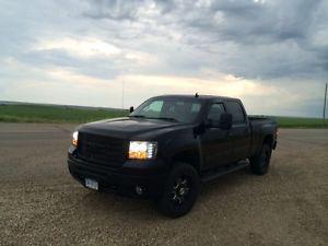  GMC Sierra  SLT Pickup Truck