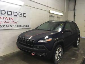 Jeep Cherokee Trailhawk 4x4 Heated Leather