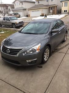  Nissan Altima 2.5 S Warranty, backup camera, remote