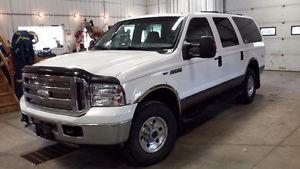  Ford Excursion XLT