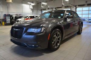  Chrysler 300 S AWD Leather, Heated Seats, Back-up Cam,
