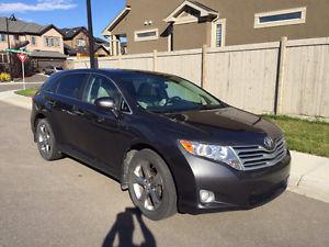  Venza V6 Touring AWD, Mint, Luxurious, Low KMs