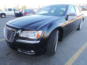  Chrysler 300 AWD HEMI C Accident Free, Navigation