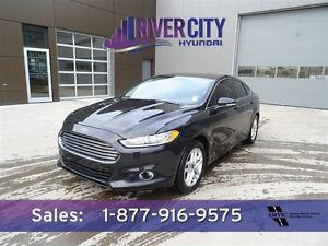  Ford Fusion SE Leather, Heated Seats, Sunroof,